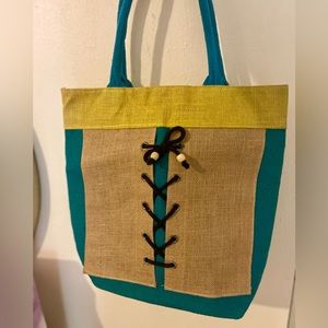 Tote bag